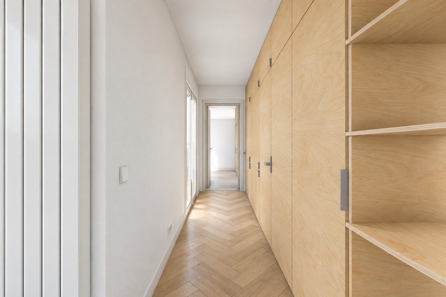 Corridor of wardrobes towards the bedrooms