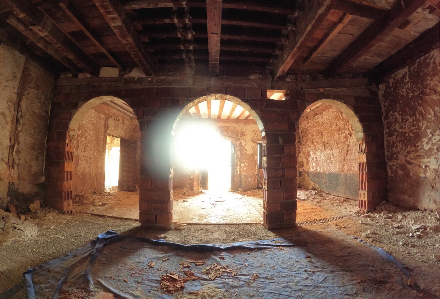 The arches against the light