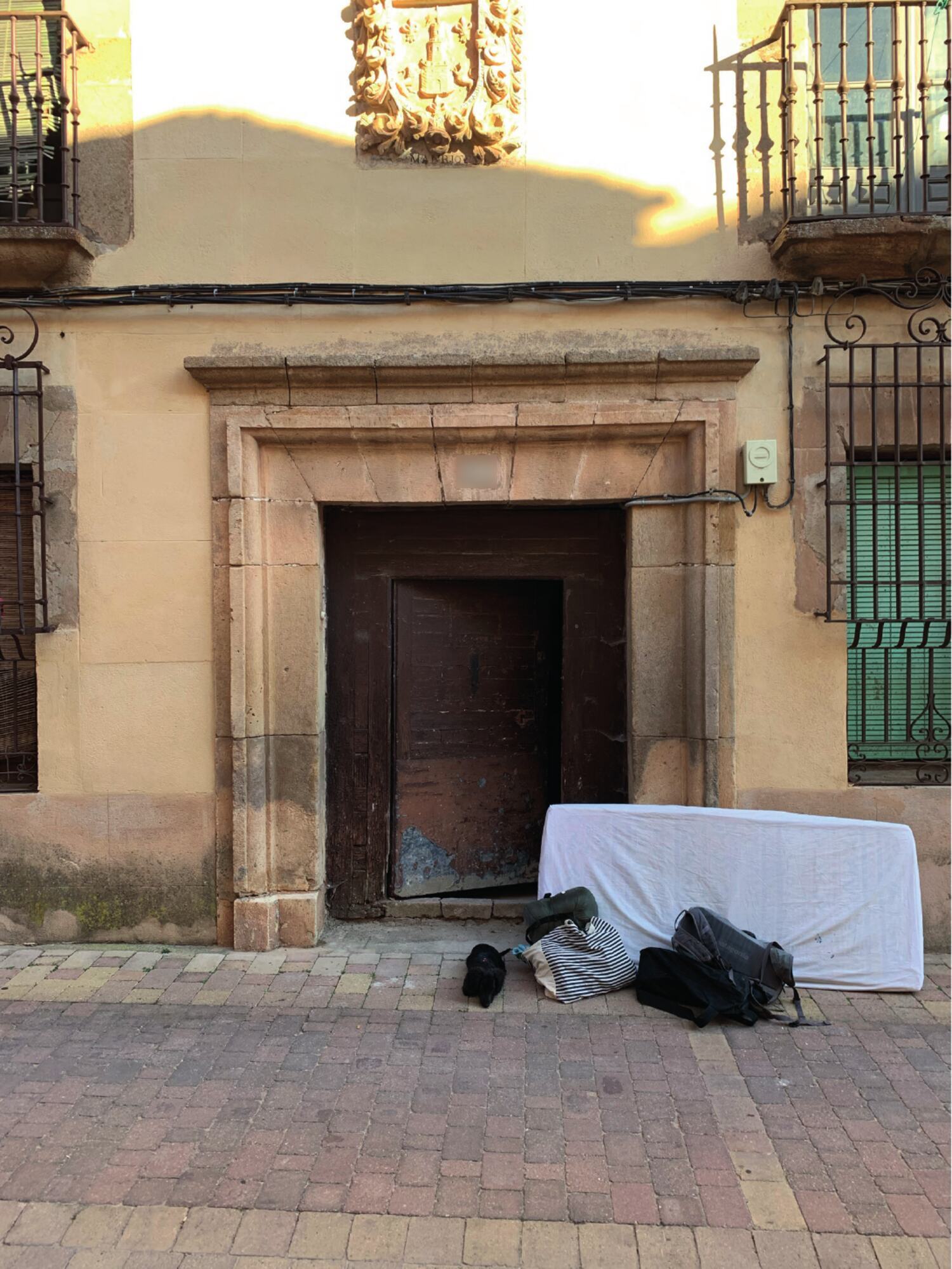 The portal of the Casa Palacio de los Manrique on Calle Cervantes