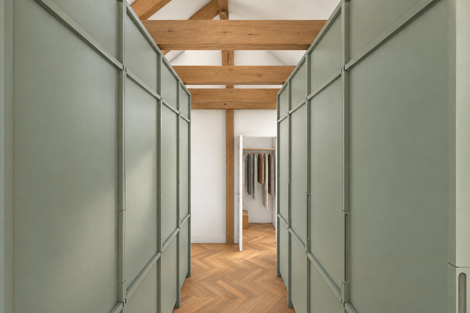 Wardrobes along the axis, with the roof structure above